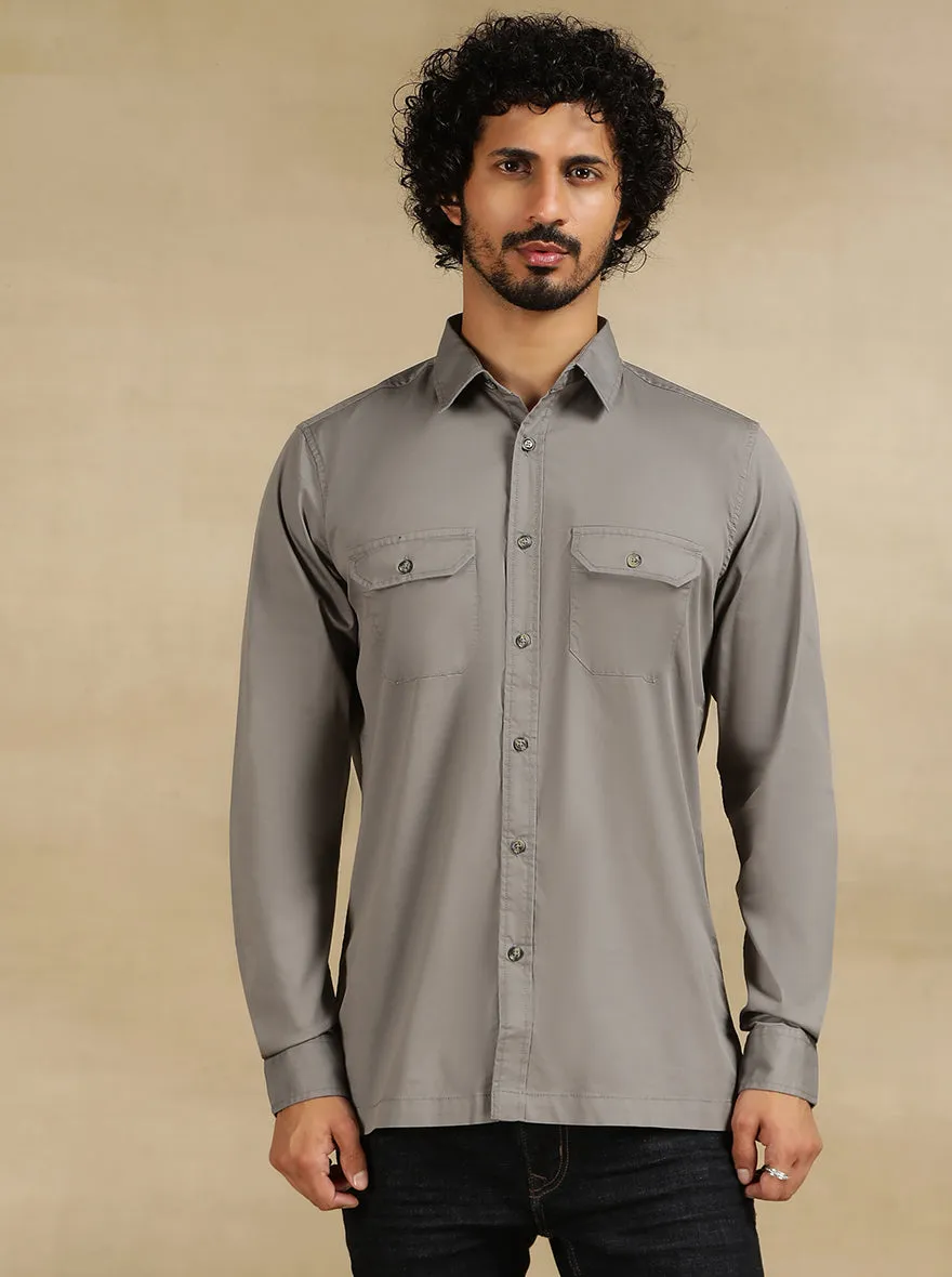 Light Grey Solid Slim Fit Casual Shirt | JadeBlue