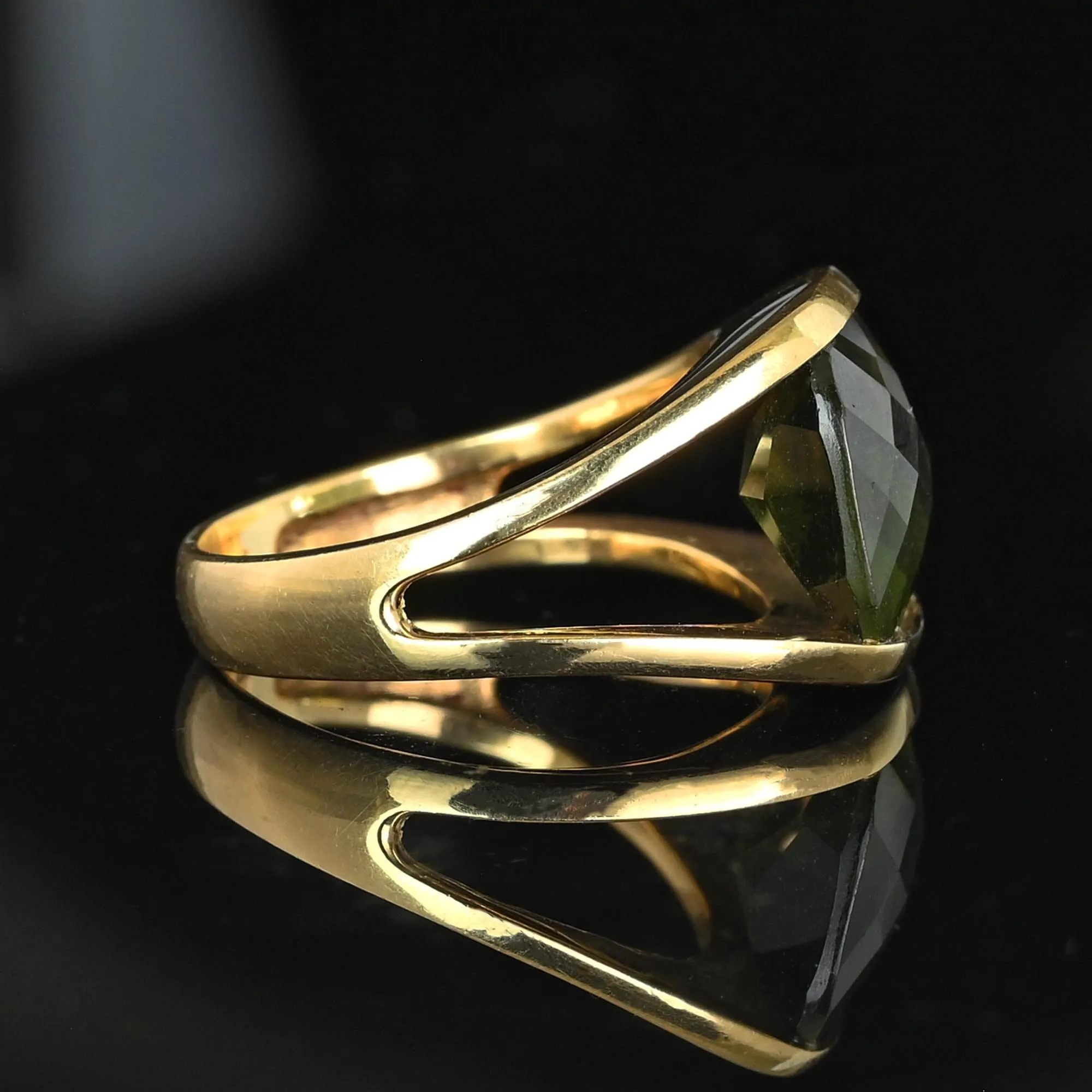 Unique 14K Gold Checkerboard Cut Natural Moldavite Ring